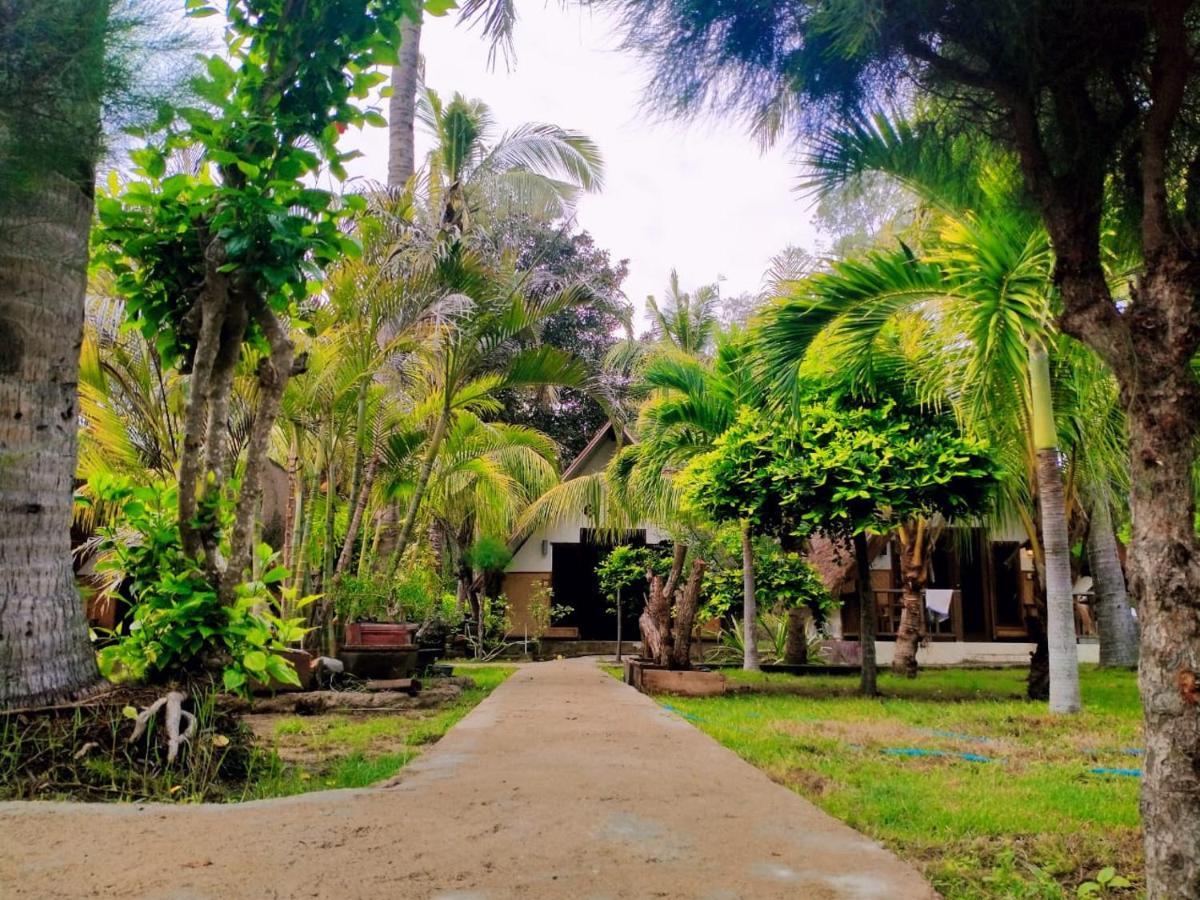 Dea Gili Cottages 길리메노 외부 사진
