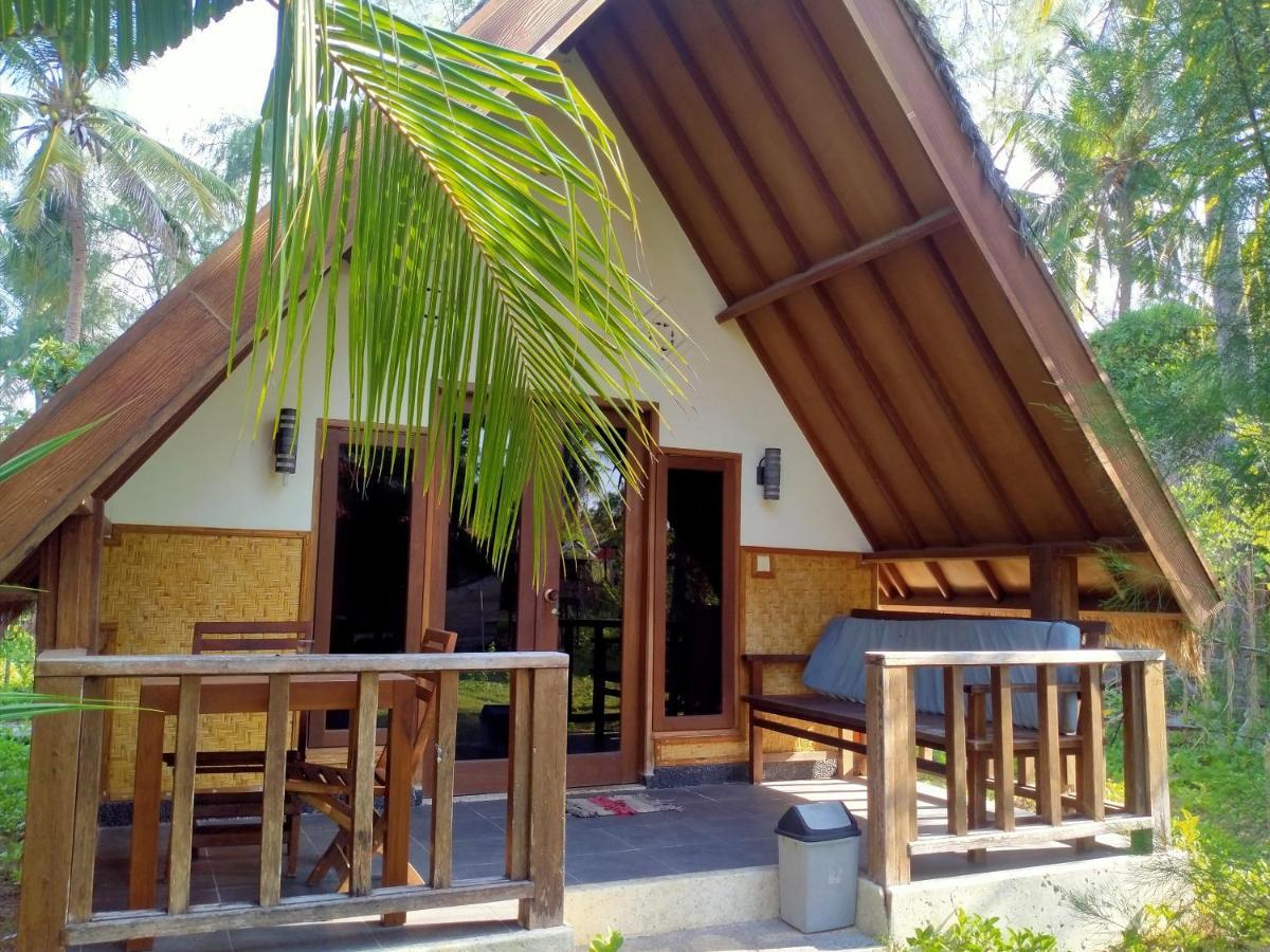 Dea Gili Cottages 길리메노 외부 사진