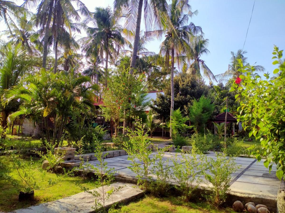 Dea Gili Cottages 길리메노 외부 사진