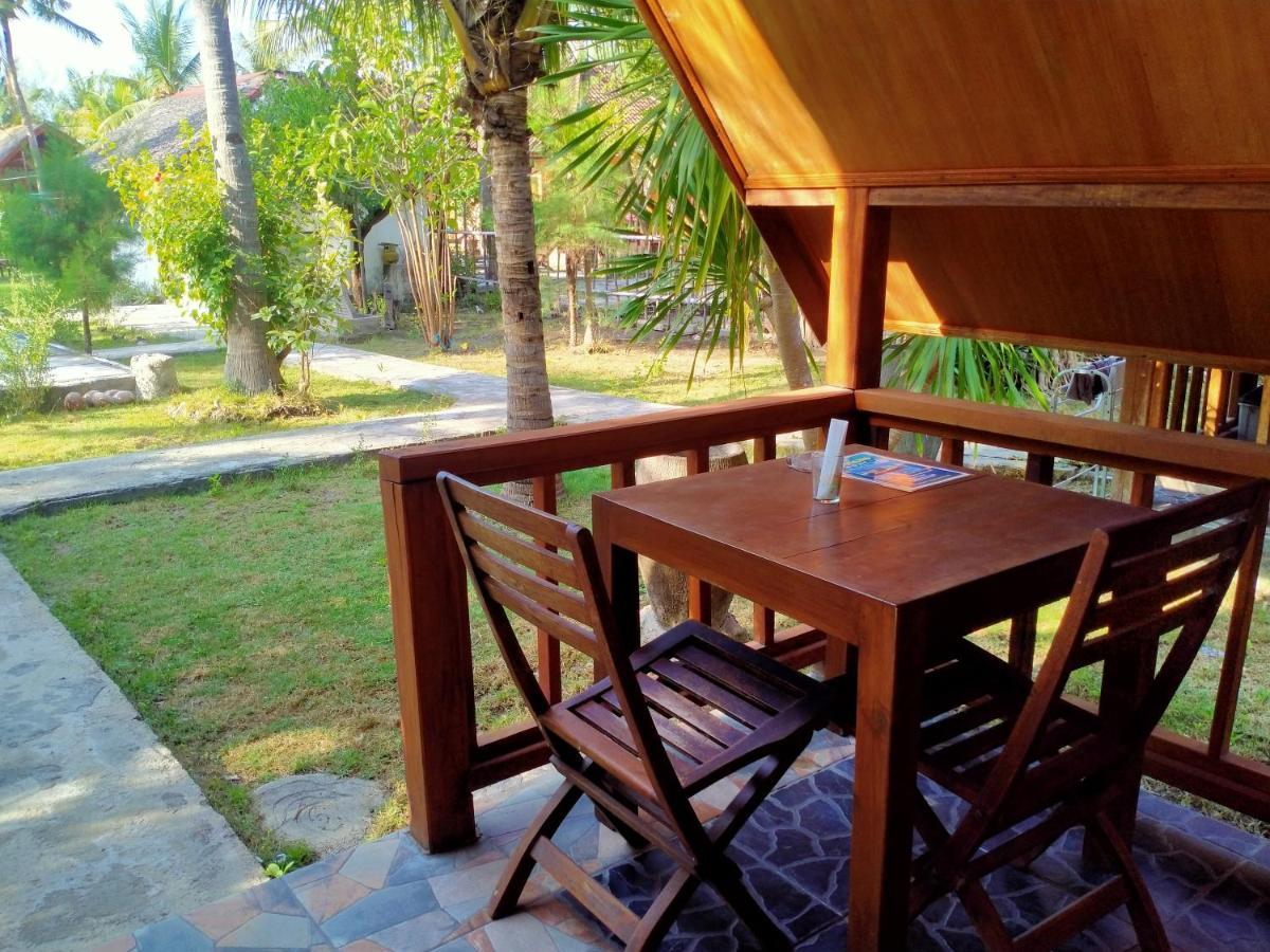 Dea Gili Cottages 길리메노 외부 사진